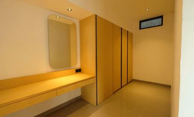 Villa Modern Baru Dekat Pantai Seseh dan Pererenan Bali