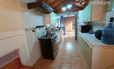 Casa en Venta en EXCELENTE OPORTUNIDAD COMPRA EN MAIPU