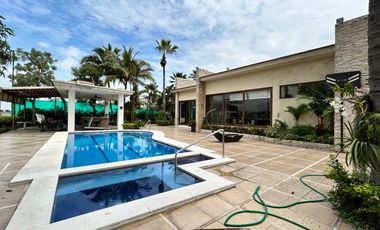 Casa en Venta, Urbanizacion Mocolí Golf Club,  IriR