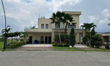 Casa en Venta, Urbanizacion Mocolí Golf Club,  IriR