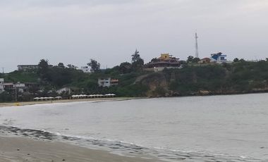 Venta de Terreno en Santa Elena en  la  playa de Ayangue, AndA.