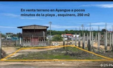 Venta de Terreno en Santa Elena en  la  playa de Ayangue, AndA.