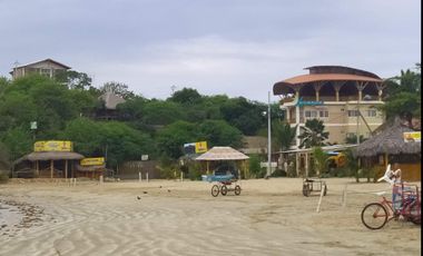 Venta de Terreno en Santa Elena en  la  playa de Ayangue, AndA.