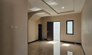 Jual Rumah 2 Lantai Cantik modern Cibubur Jaktim