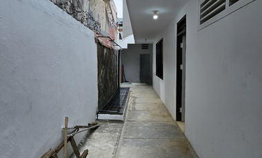 Disewakan rumah bisa untuk usaha lokasi strategis dekat restoran central dan dekat dapur coklat Tomang (jak-bar)
