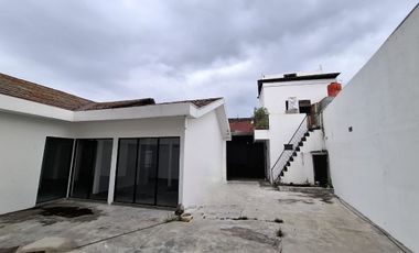 Rumah 3 lantai plus gudang di kadipiro banjarsari solo kota