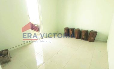 Rumah Kawasan Tenang Akses Jalan Lebar & Dekat Jalan Krian - Taman