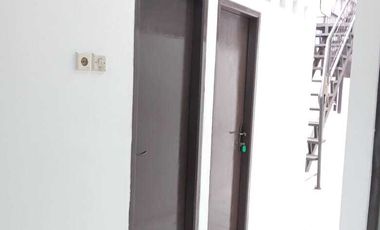 DISEWAKAN RUMAH DI CIREBON MENTENG JAKARTA SELATAN