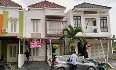 DIJUAL RUMAH DALAM KOMPLEK DEKAT PARAMOUNT SCHOOL KENTEN PALEMBANG