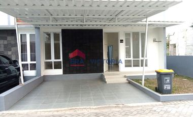 Mrican Royal Cluster – Rumah Mewah Skandinavia Minimalis di Kediri