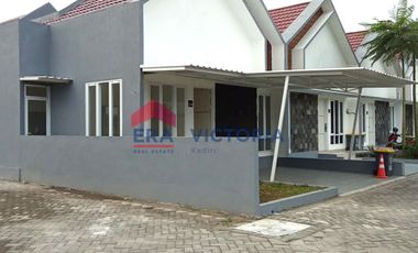 Mrican Royal Cluster – Rumah Mewah Skandinavia Minimalis di Kediri