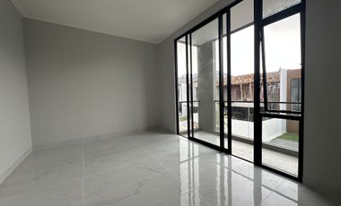 Disewakan Rumah Mewah PIK 2