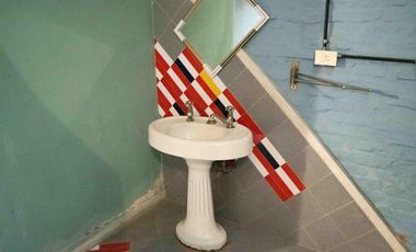 Casa de  6 ambientes con cochera y dependencia en venta en Vicente Lopez