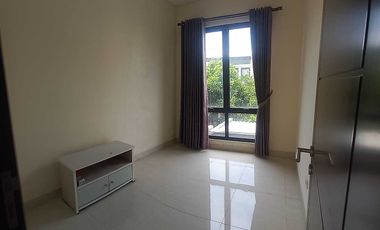 Disewakan Rumah di Hoek Fnished di Podomoro Golf View Cimanggis. Depok