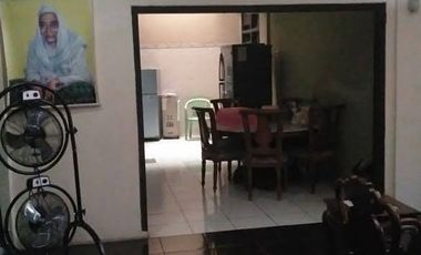 Di sewakan gudang 2 lantai