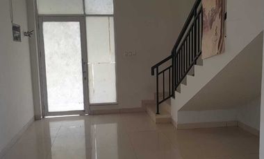 Di sewakan gudang 2 lantai