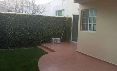 CASA EN VENTA O RENTA EN COTO SAN NICOLAS AL PONIENTE DE AGUASCALIENTES