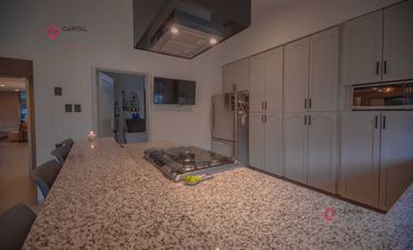 Casa de lujo Amueblada en Renta Puerta de Hierro