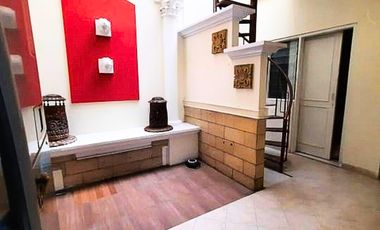 Rumah murah 2 lantai di Tenggilis