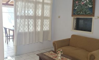 Disewakan bulanan, Lokasi Wenang Permai, kec Paal Dia. Fully Furnished