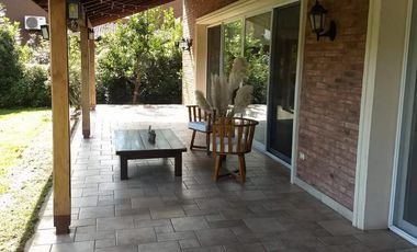 Casa - La Lomada De Pilar