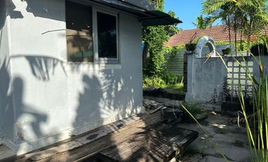 DISEWAKAN VILLA PERLU RENOVASI,LOKASI SENTRAL SEMINYAK