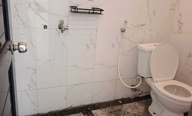 Disewakan Rumah 2 lantai di Kayu Putih