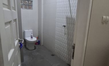 Rumah 2 tingkat di Ciplak Kalimalang