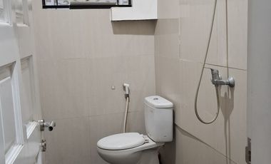 Rumah 2 tingkat di Ciplak Kalimalang