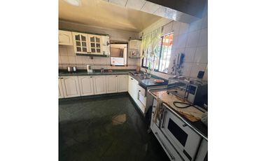 VENDE o ARRIENDA Casa sector Barrio Inglés, Temuco.