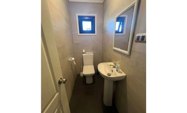 VENDE casa en sector Las Mariposas, Temuco.