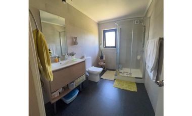 VENDE casa en sector Las Mariposas, Temuco.