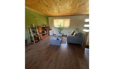 VENDE casa en sector Las Mariposas, Temuco.