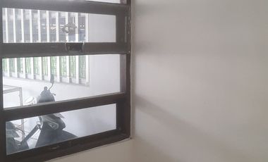 Di sewakan cat baru bersih dkt RS Muwardi & UNS