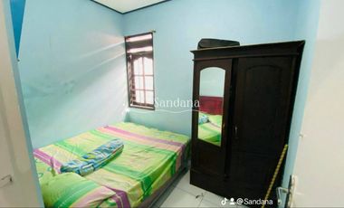 Rumah villa di dekat pasar tawangmangu murah