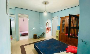 Rumah villa di dekat pasar tawangmangu murah