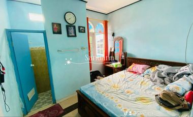 Rumah villa di dekat pasar tawangmangu murah