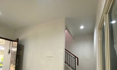 Disewakan Bulanan TownHouse Akses 3 Tol