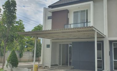 DI SEWAKAN RUMAH CENTRAL PARK JUANDA WARU SEDATI SIDOARJO