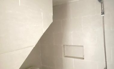 Disewakan rumah baru Gress boulevard utama Alana Tambak Oso