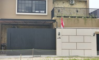 Dekat Terminal Jombor Jual Rumah 2 Lantai Mewah Jogja View Sawah ; Full Furnished