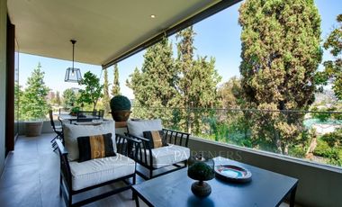 Exclusivo penthouse con azotea y piscina privada