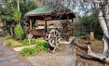 Excelente casa en consolidado condominio de la comuna