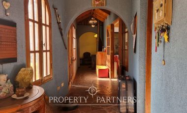 Excelente casa en consolidado condominio de la comuna