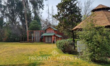 Excelente casa en consolidado condominio de la comuna