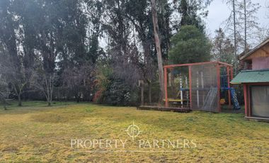 Excelente casa en consolidado condominio de la comuna