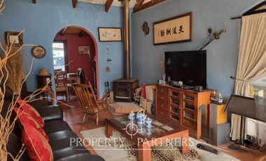 Excelente casa en consolidado condominio de la comuna