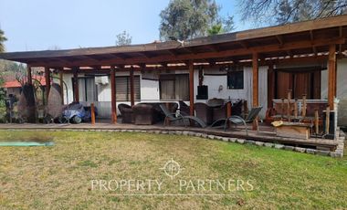 Excelente casa en consolidado condominio de la comuna