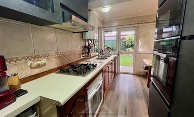 Casa en Arriendo en COD38803 Amplia Casa cerca de Colegios, en exclusivo sector - Hipoteca Sotiabank Tasa 1,7%