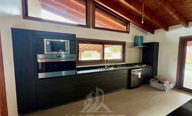 Casa en Arriendo en COD39062 Gran Casona Ruta Temuco a Labranza, recién construida